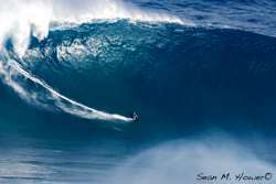 66 foot wave a XXL winner at Peahi a.k.a Jaws